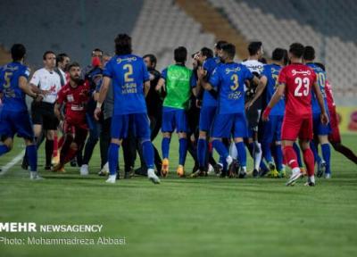 فدراسیون فوتبال پرسپولیس، استقلال و سپاهان را نقره داغ کرد