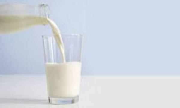 آیا نوشیدن شیر گرم یاری می نماید سریع تر بخوابید؟